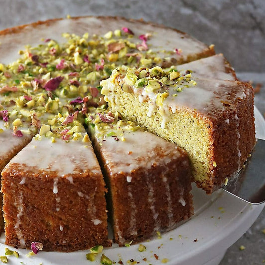 This luxurious matcha cardamom rose cake is light, soft, fluffy and baked with love in Dubai by Matcha Lounge to satisfy your sweet cravings. Delivered to you across Dubai and the UAE. 