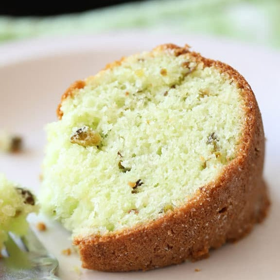 Matcha pound cake, luxurious cakes made with love by Matcha Lounge. Delivered to you across Dubai and the UAE.