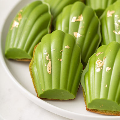  Matcha green tea French Madeleines, made with organic matcha. Baked with love in Dubai. A great gift for a family or a treat for a special someone to enjoy over and over. Delivered to you across Dubai and the UAE.