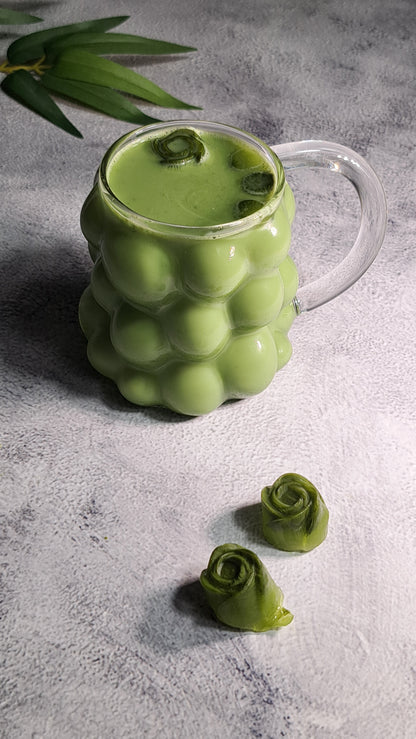 Grape-shaped Matcha Tea Glass Cup - 350ml. Perfect for birthdays, housewarming gifts, tea sets, graduations, weddings, bachelorette parties and Christmas gifts.