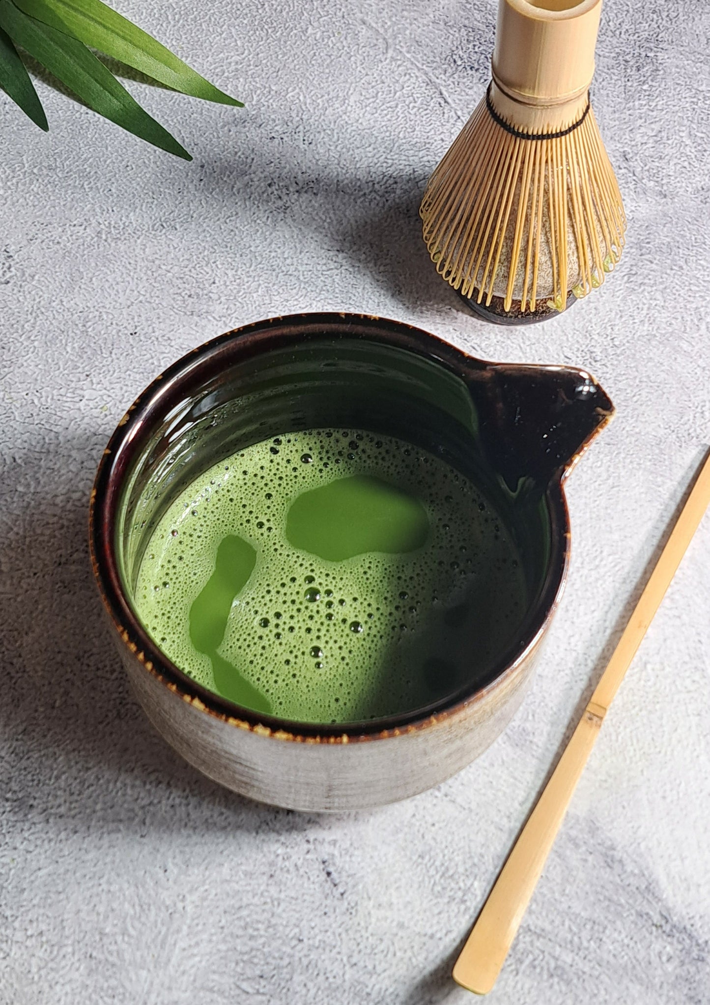 A comprehensive 4-piece matcha tea set containing all the essential tools to brew your Organic Matcha Tea the Japanese style.